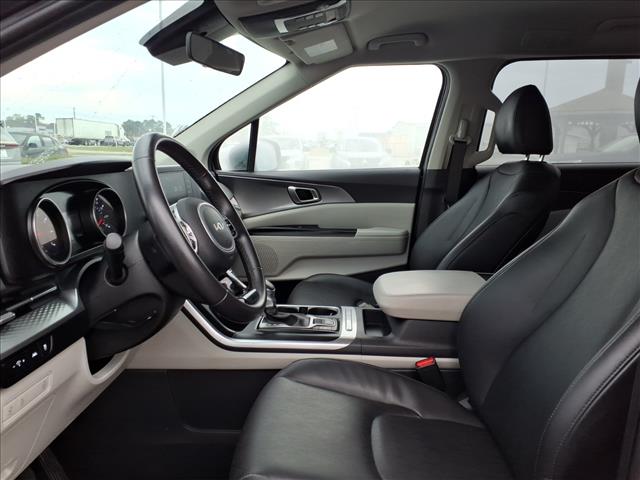 2024 Kia Carnival LX:1099U