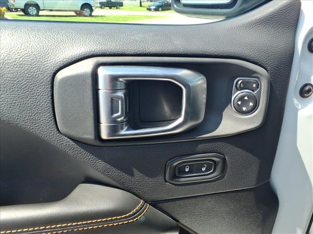 2024 Jeep Wrangler Sahara:1329U