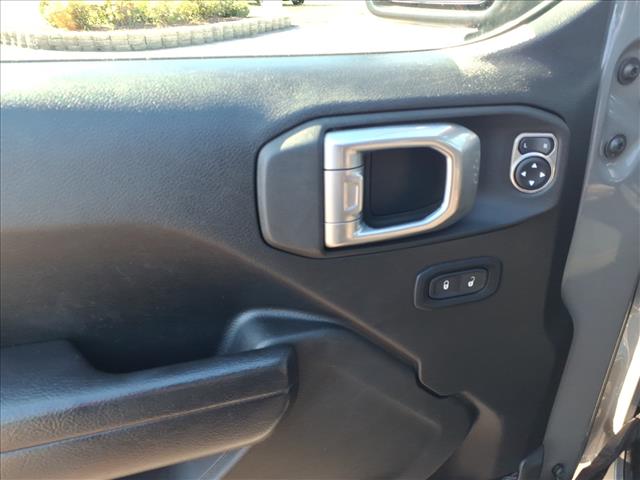 2022 Jeep Gladiator Mojave:1332U