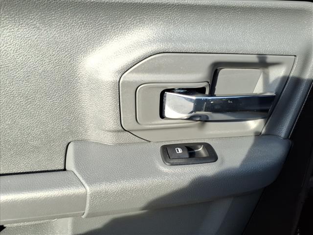 2024 RAM 1500 Classic SLT:1062U