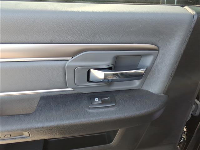 2023 RAM 1500 Classic SLT:1061U