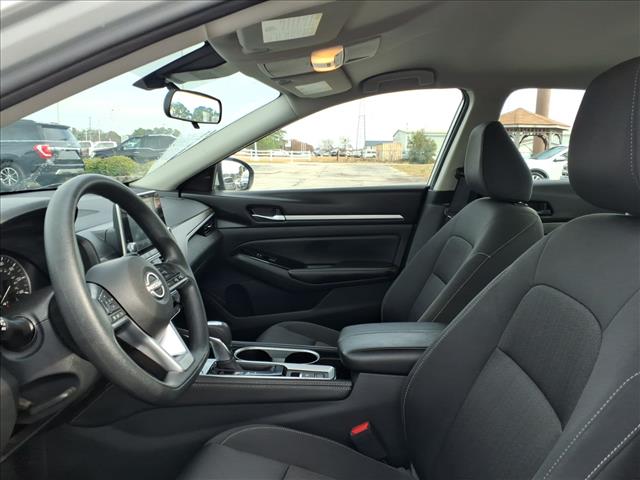 2023 Nissan Altima 2.5 SV:16981P