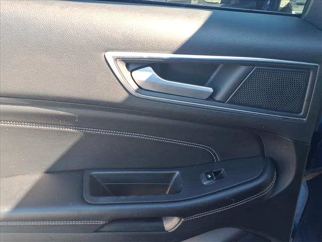 2022 Ford Edge Titanium:1285U
