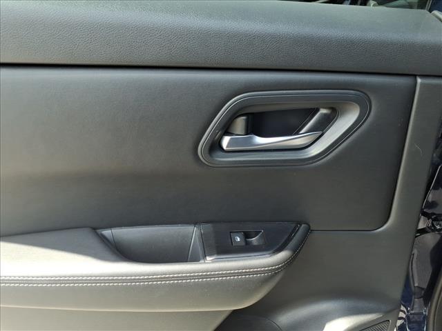 2024 Nissan Rogue SV:1244U