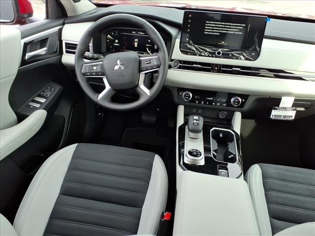 2025 Mitsubishi Outlander SE:2189M