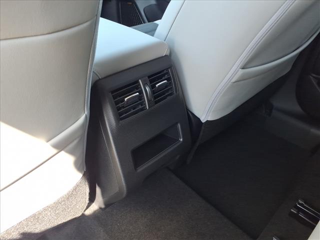 2026 Mitsubishi Outlander SE:1047N