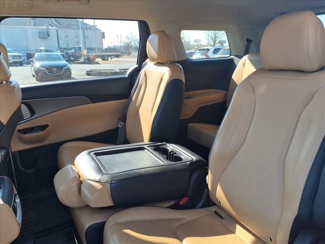 2022 Kia Carnival LXS:1086U