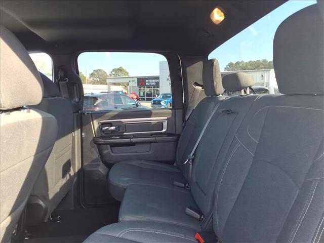 2023 RAM 1500 Classic Warlock:1069U