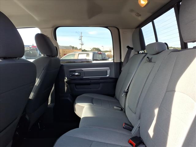 2023 RAM 1500 Classic SLT:1061U