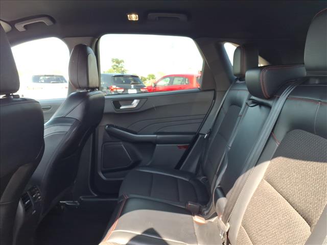 2025 Ford Escape ST-Line:1139U