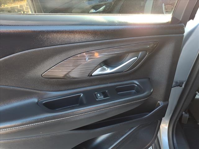 2024 GMC Terrain SLT:1043U