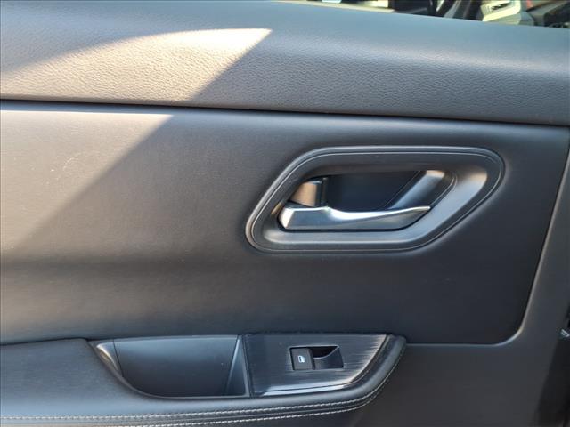 2024 Nissan Rogue SV:1335U
