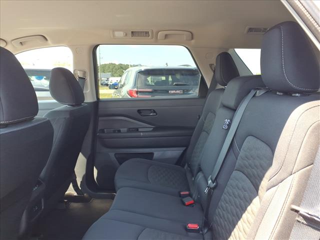 2024 Nissan Pathfinder SV:1136U