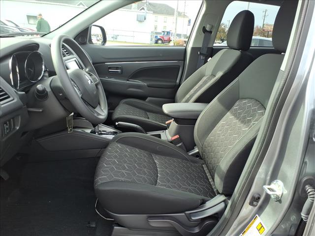 2025 Mitsubishi Outlander Sport ES:2200M