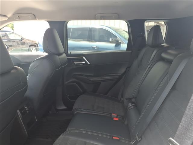 2024 Mitsubishi Outlander SE:1171U
