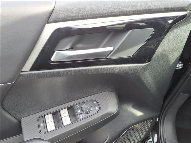 2025 Mitsubishi Outlander SE:2182M