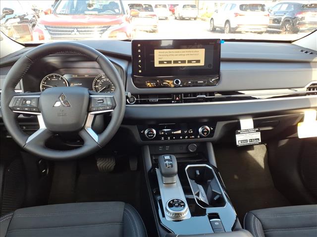 2026 Mitsubishi Outlander SE:1034N