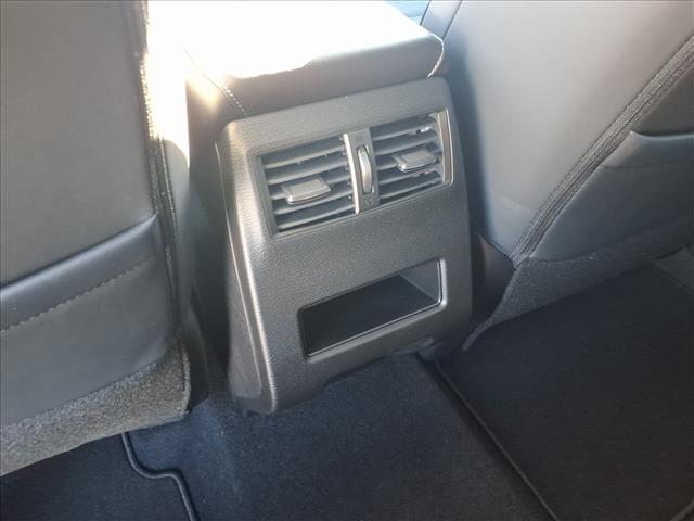 2026 Mitsubishi Outlander SE:1077N