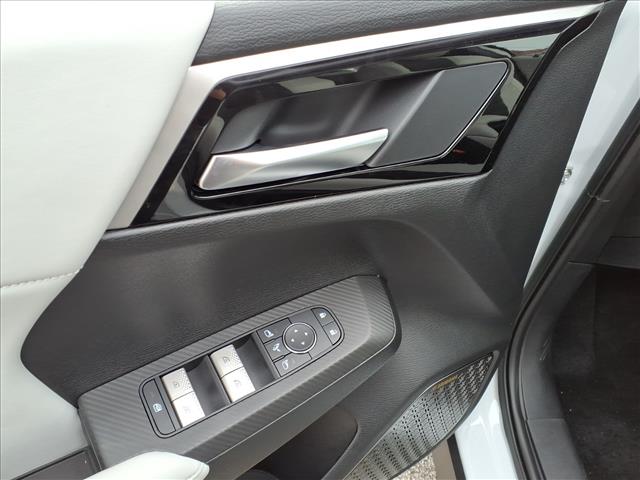 2025 Mitsubishi Outlander SE:2197M