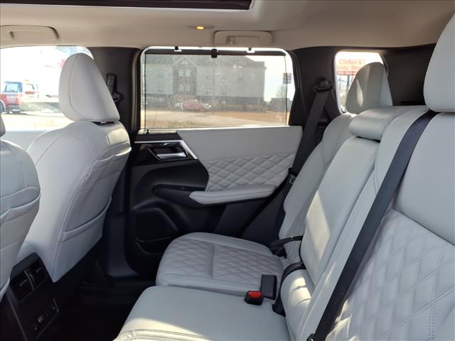 2024 Mitsubishi Outlander PHEV SEL:1072U