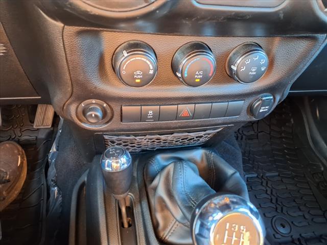 2017 Jeep Wrangler Willys Wheeler W