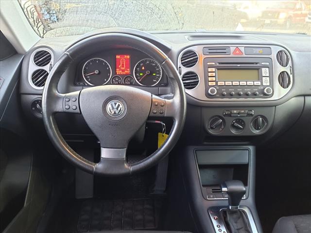 2009 Volkswagen Tiguan SE 4Motion
