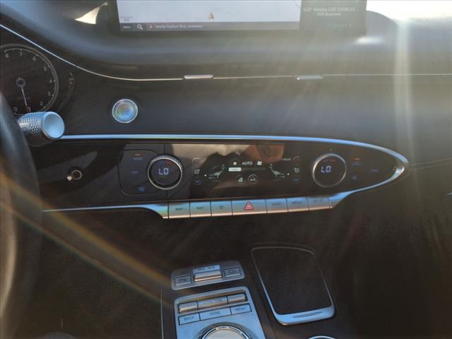 2023 Genesis GV70 2.5T Standard