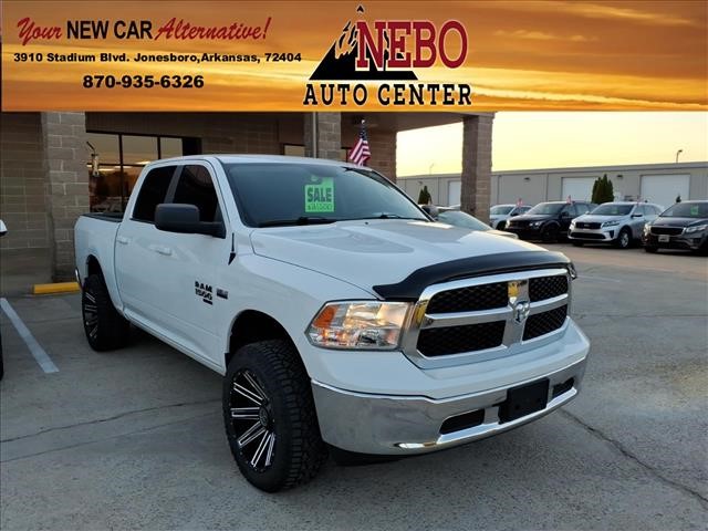 2019 RAM 1500 Classic SLT photo 1