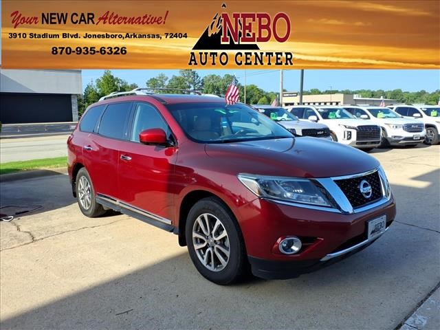 2015 Nissan Pathfinder SL photo 1