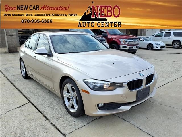 2013 BMW 3 Series 320i photo 1
