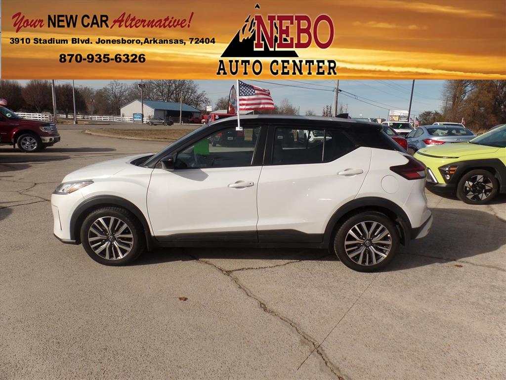 2022 Nissan Kicks SV's photo