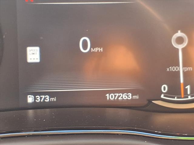 2023 Genesis GV70 2.5T Standard