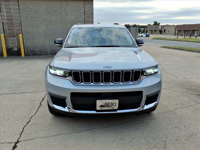 2021 Jeep Grand Cherokee L Limited photo 2
