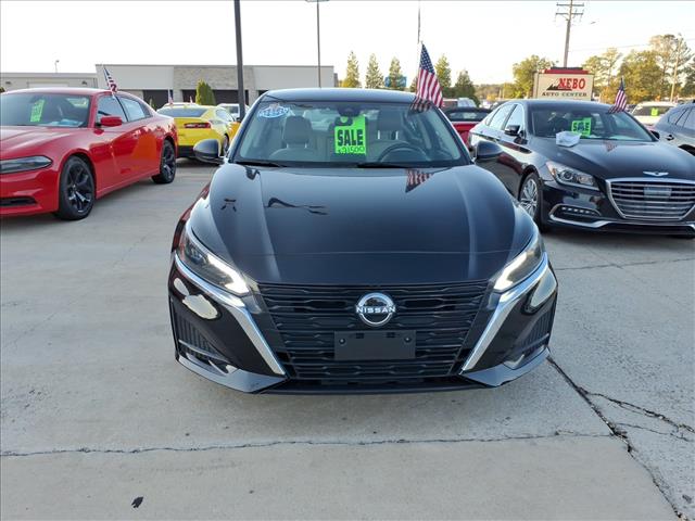 2025 Nissan Altima 2.5 SV photo 2