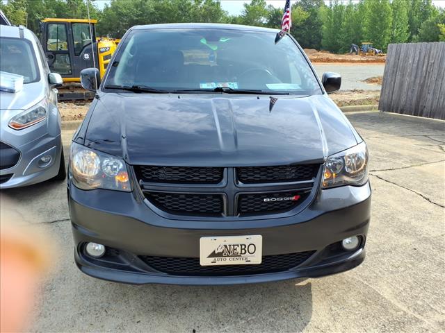 2019 Dodge Grand Caravan GT photo 2