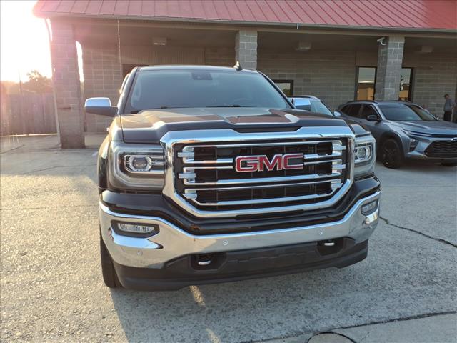 2018 GMC Sierra 1500 SLT photo 2