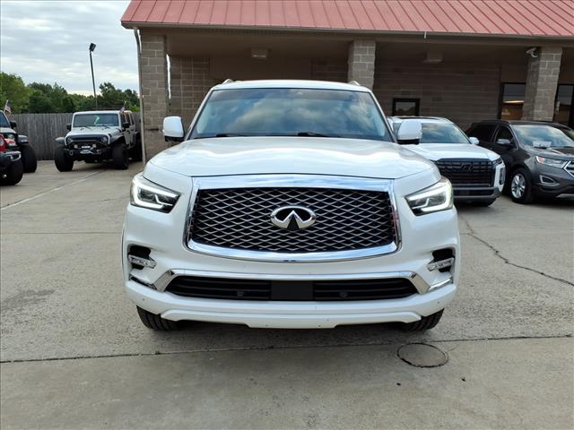 2018 INFINITI QX80 Base photo 2