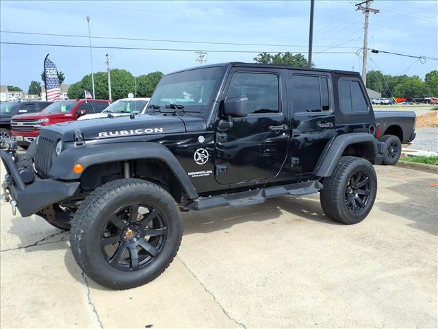 2015 Jeep Wrangler Unlimited Rubicon photo 3