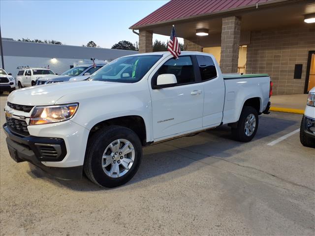 2022 Chevrolet Colorado LT photo 3