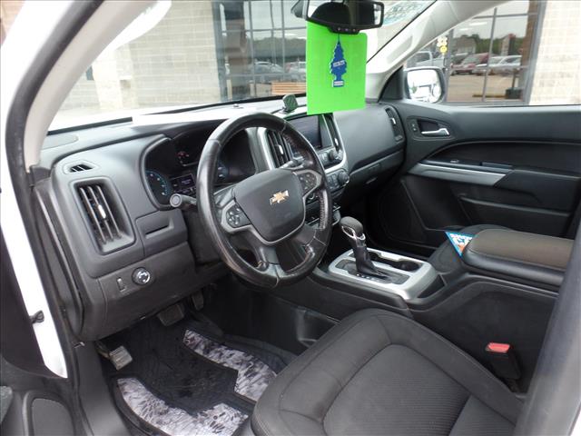 2022 Chevrolet Colorado LT photo 3