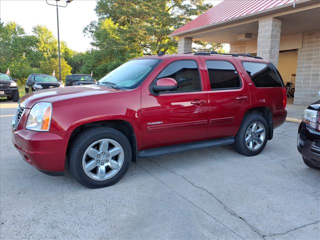 2013 GMC Yukon SLT photo 3