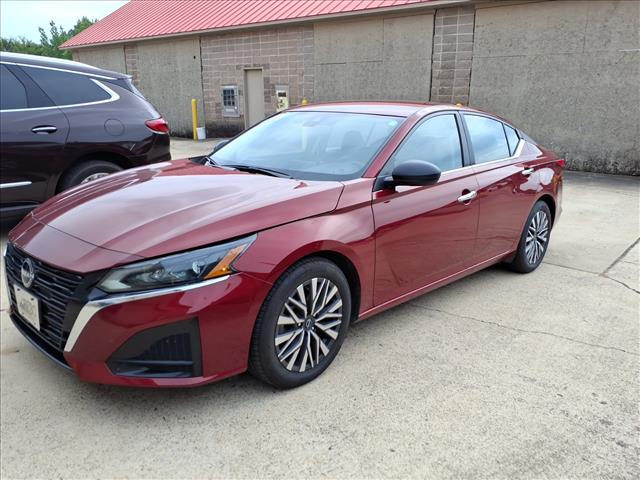 2025 Nissan Altima 2.5 SV photo 3