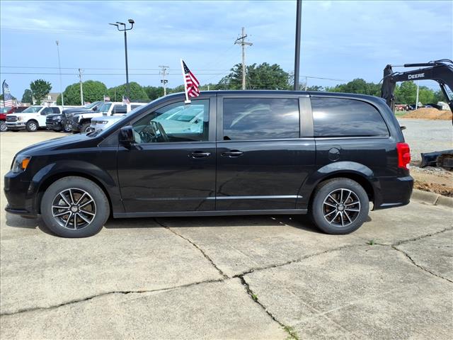 2019 Dodge Grand Caravan GT photo 3