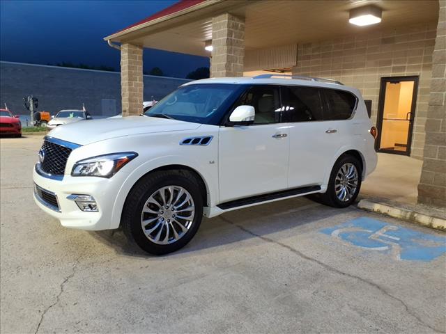 2017 INFINITI QX80 Signature Edition photo 3