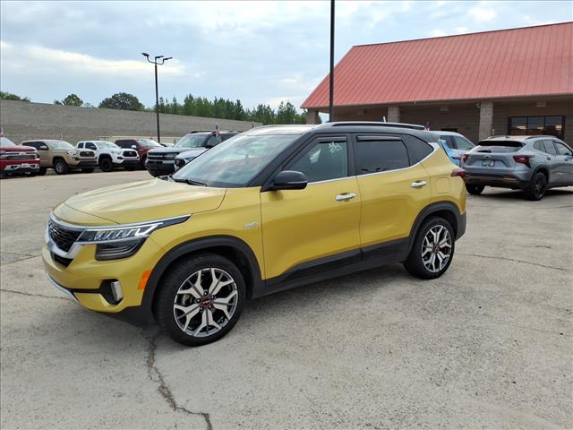 2023 Kia Seltos SX photo 3