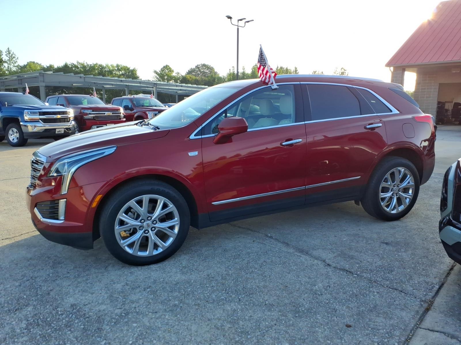 2019 Cadillac XT5 Luxury photo 3