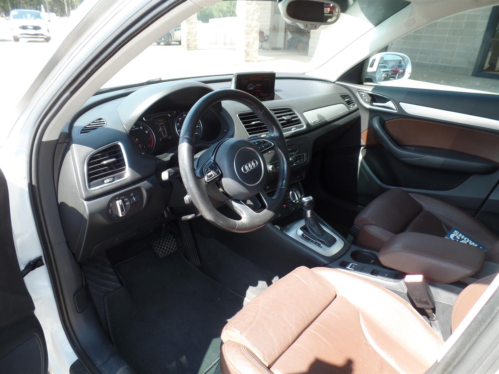 2015 Audi Q3 2.0T quattro Premium Plus photo 3