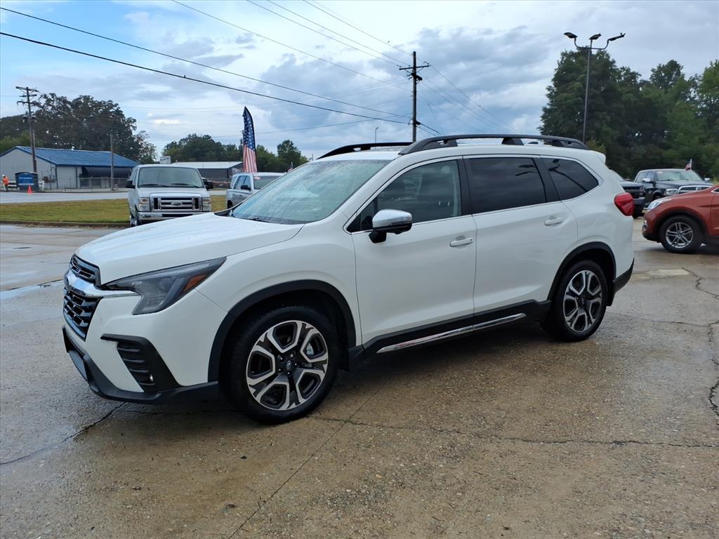 2023 Subaru Ascent Limited photo 2