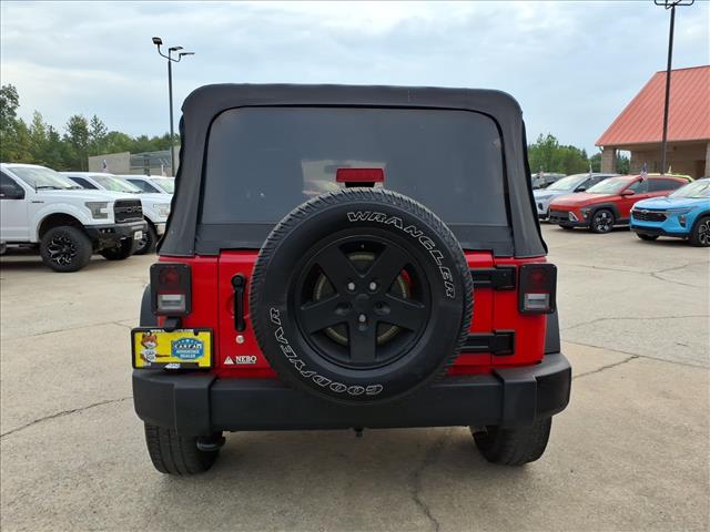 2017 Jeep Wrangler Unlimited Sport S photo 4