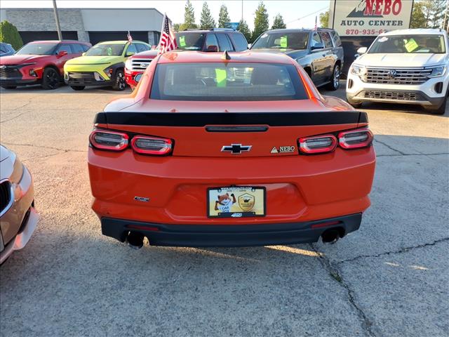 2019 Chevrolet Camaro LT photo 4